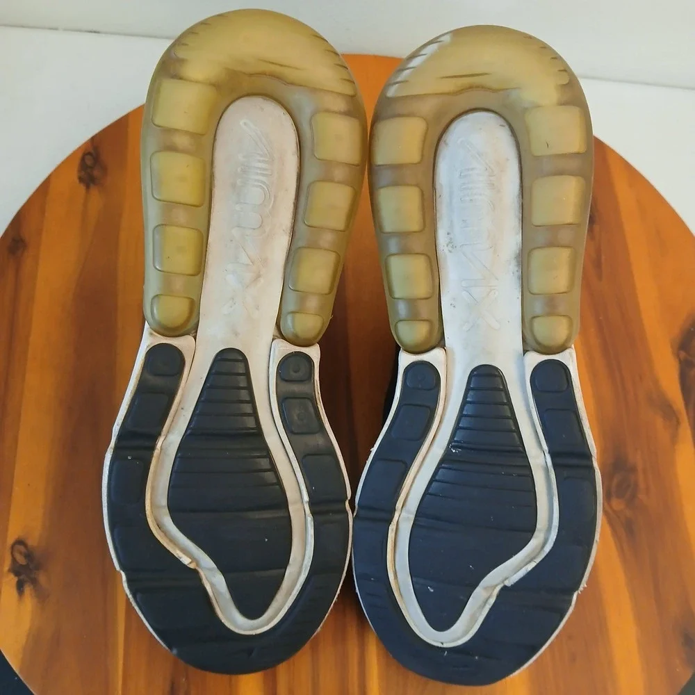 Nike see images